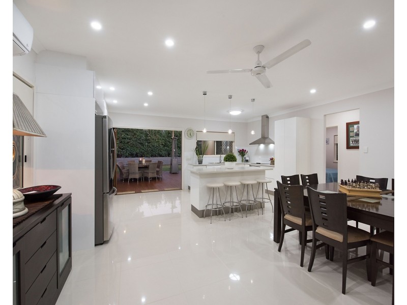 90 Gloucester Road, Buderim QLD 4556