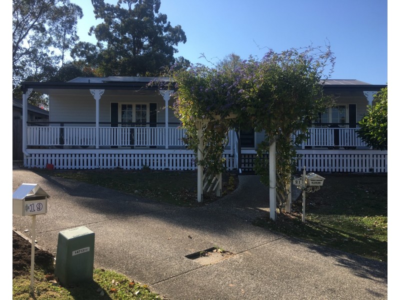 21 Greenview Avenue, Beerwah QLD 4519