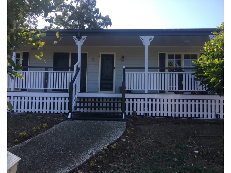 21 Greenview Avenue, Beerwah QLD 4519