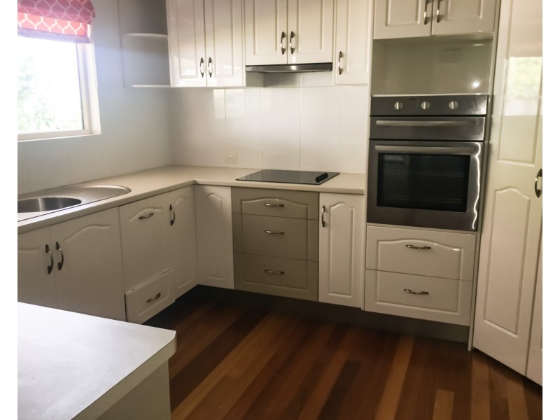 21 Greenview Avenue, Beerwah QLD 4519