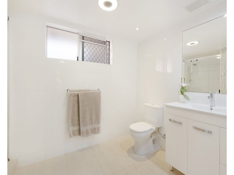 2/38-42 King Street, Buderim QLD 4556