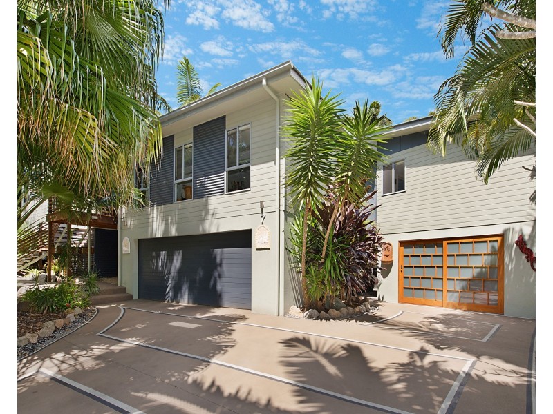 7 Bowerbird Place, Mons QLD 4556