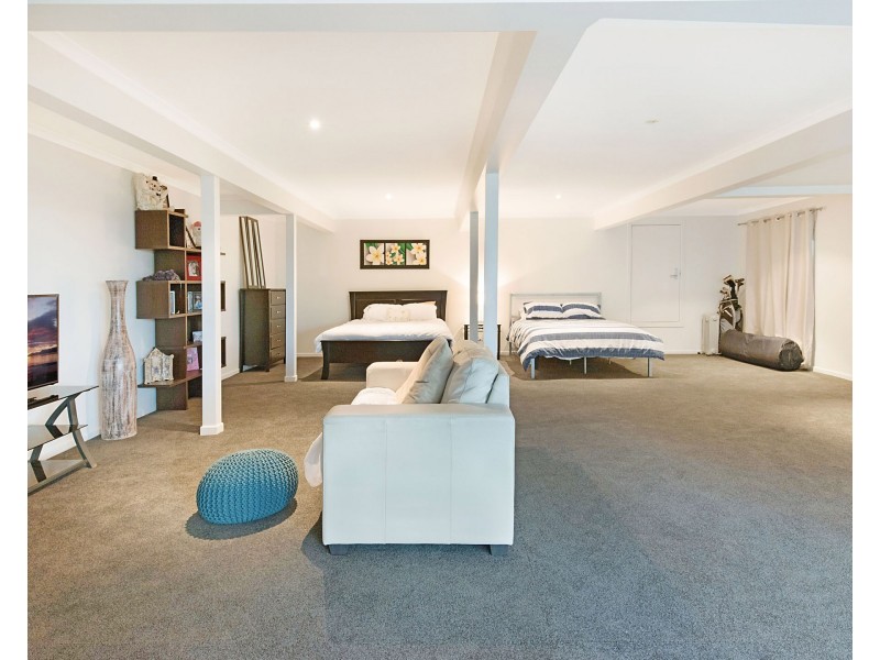 3 Waterloo Court, Tanawha QLD 4556