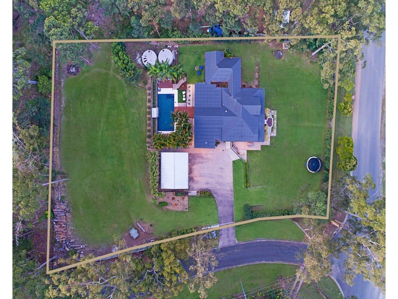 3 Waterloo Court, Tanawha QLD 4556