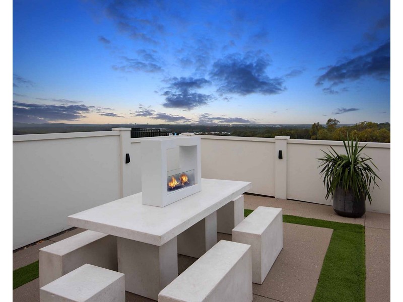 16 Renoso Place, Little Mountain QLD 4551