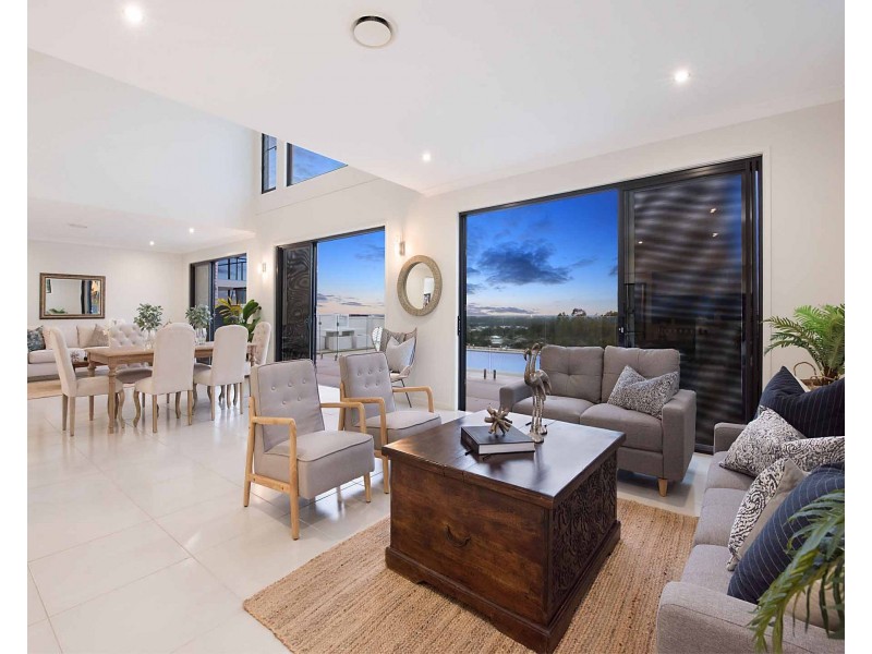 16 Renoso Place, Little Mountain QLD 4551