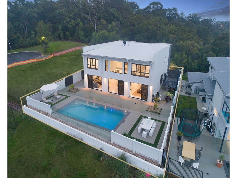 16 Renoso Place, Little Mountain QLD 4551