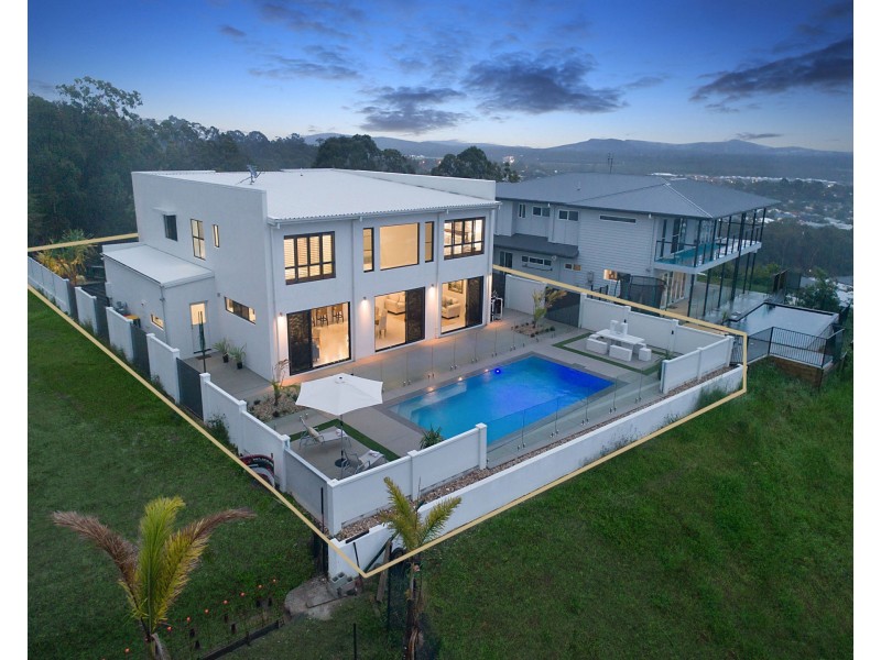 16 Renoso Place, Little Mountain QLD 4551