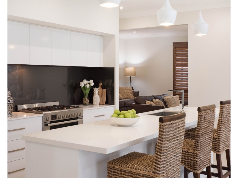 16 Renoso Place, Little Mountain QLD 4551