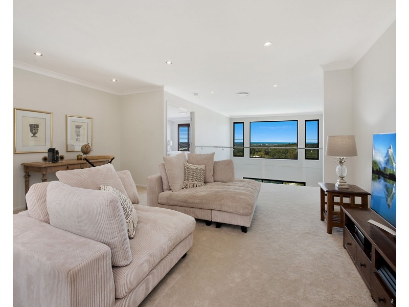 16 Renoso Place, Little Mountain QLD 4551