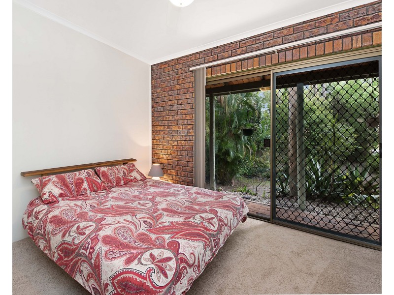 49 Railway Parade, Glass House Mountains QLD 4518