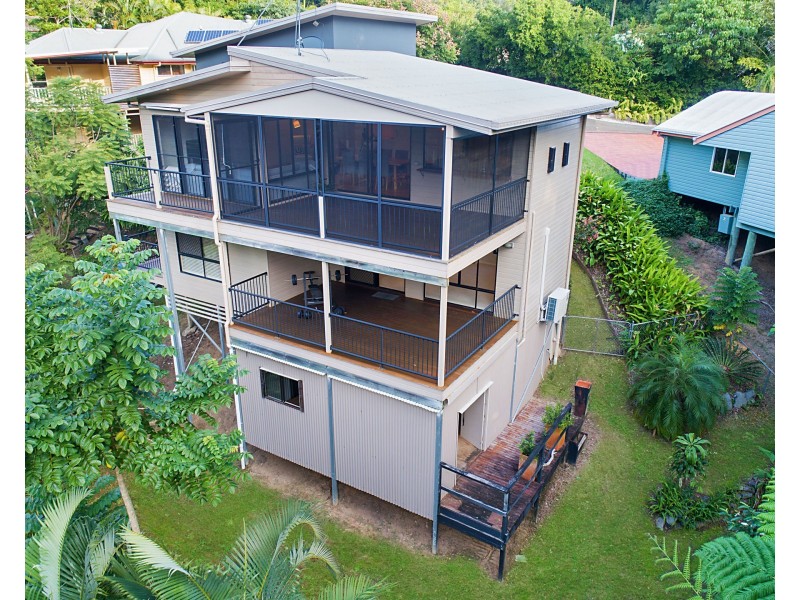 45 Quiet Valley Crescent, Buderim QLD 4556