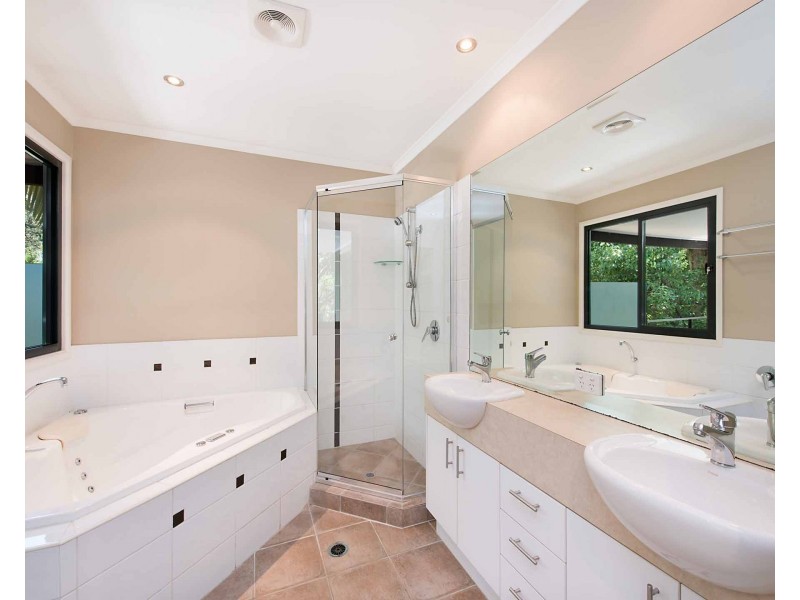 41 Quiet Valley Crescent, Buderim QLD 4556