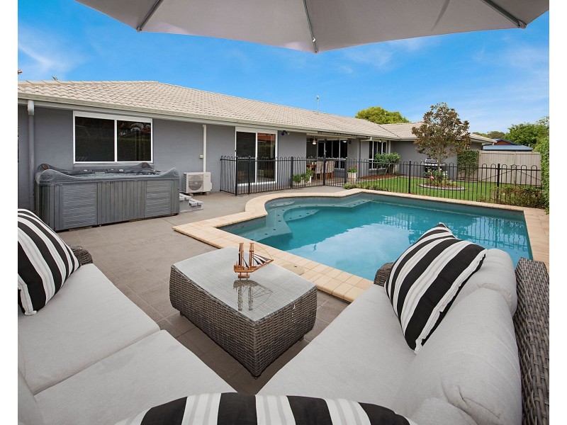 11 Coney Court, Mountain Creek QLD 4557