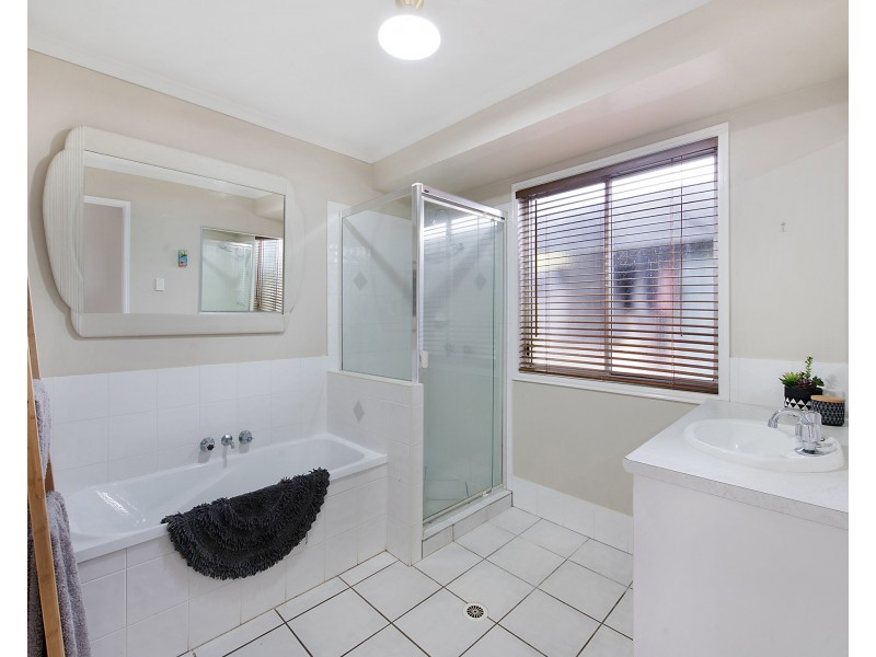 11 Coney Court, Mountain Creek QLD 4557
