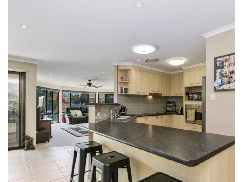 6 Oldham Court, Mooloolah Valley QLD 4553