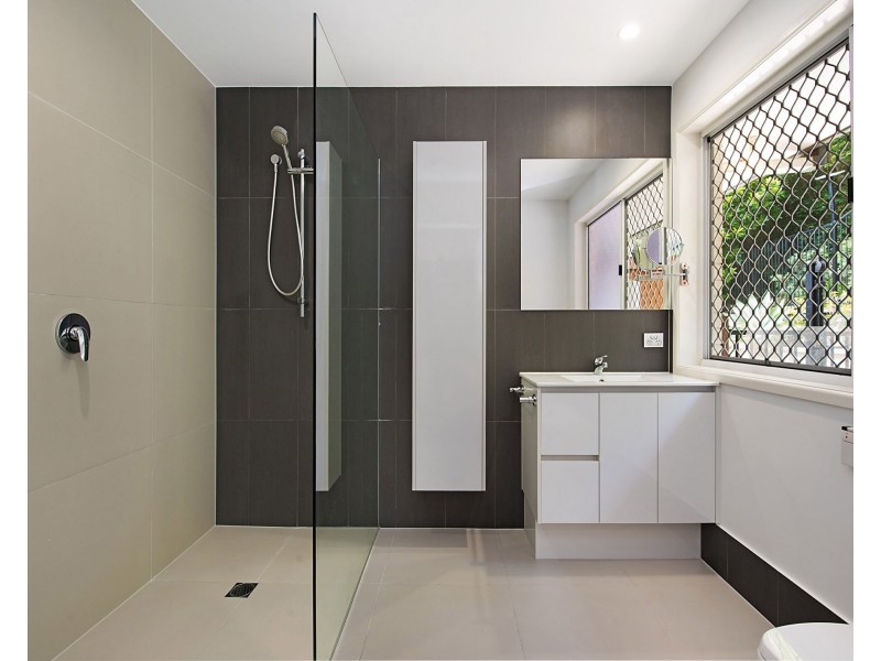 10 Andriana Drive, Buderim QLD 4556