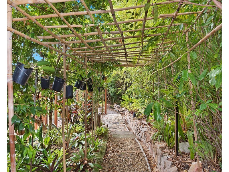 10 Andriana Drive, Buderim QLD 4556