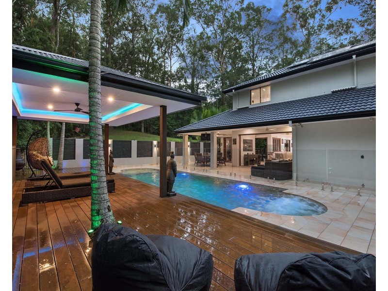 35 Kirsty Drive, Tanawha QLD 4556