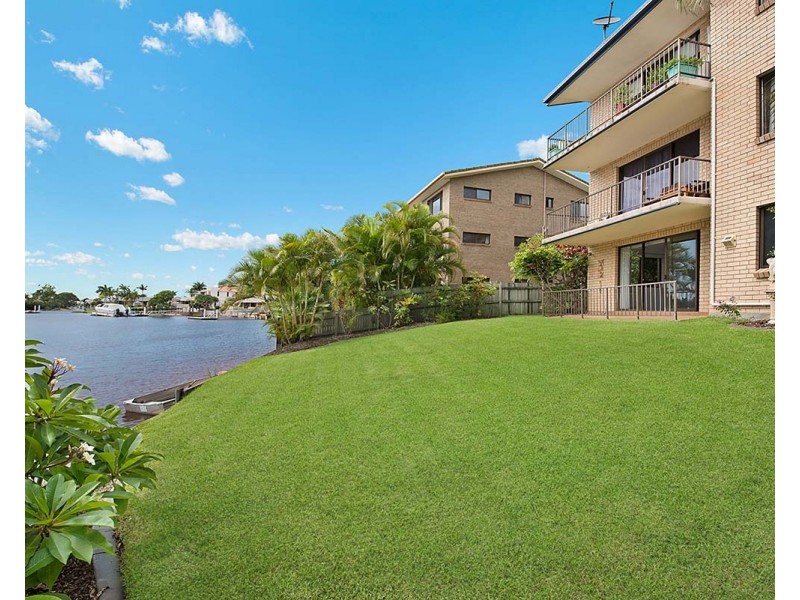 1/3  Quondong Street, Mooloolaba QLD 4557