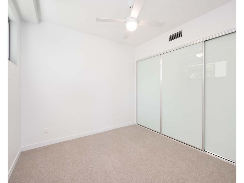 205/34 Picnic Point Esplanade, Maroochydore QLD 4558