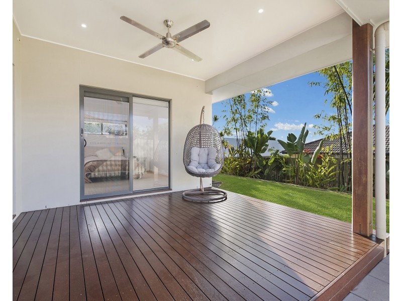 15 Robur Crescent, Mountain Creek QLD 4557