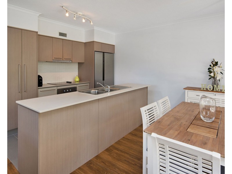 1/42  Pelican Waters Boulevard, Pelican Waters QLD 4551