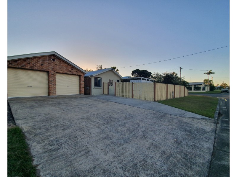 2 Pheasant Street, Buddina QLD 4575