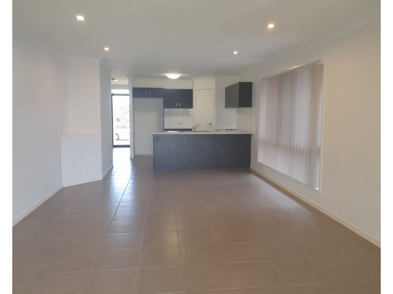 28 Lamatia Drive, Mountain Creek QLD 4557