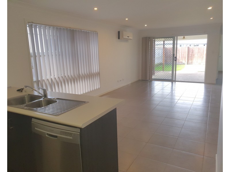 28 Lamatia Drive, Mountain Creek QLD 4557