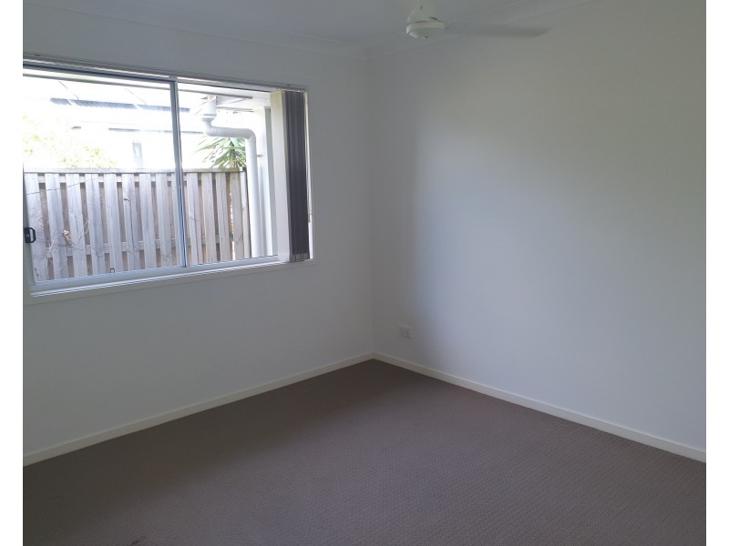 28 Lamatia Drive, Mountain Creek QLD 4557