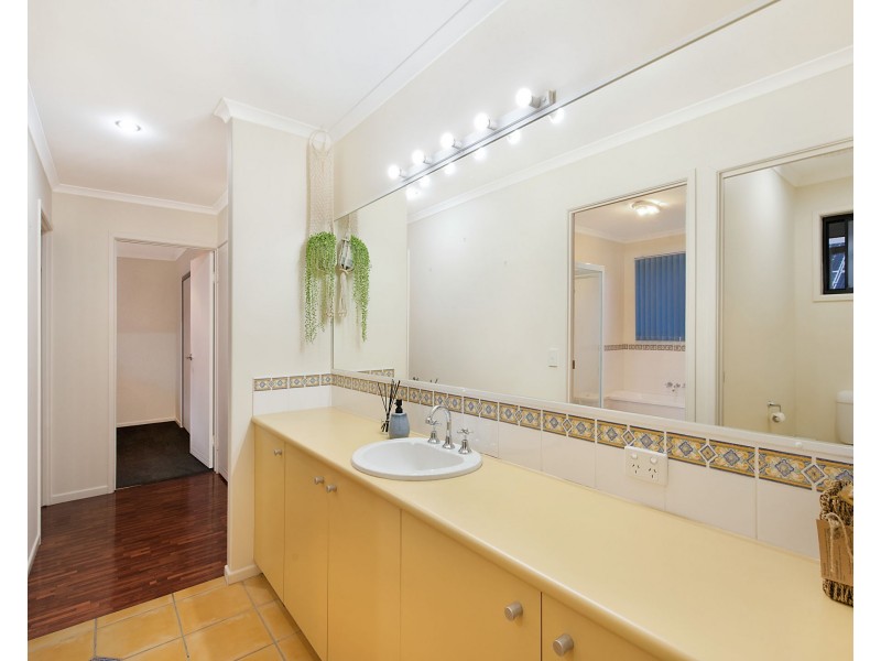 12 Buderim Vista Court, Buderim QLD 4556