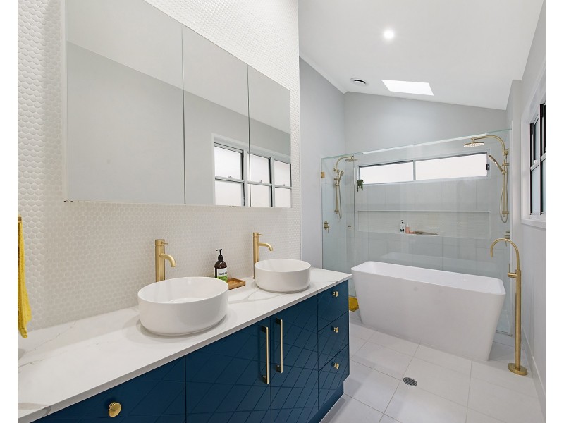 37 Macdonald Street, Dicky Beach QLD 4551