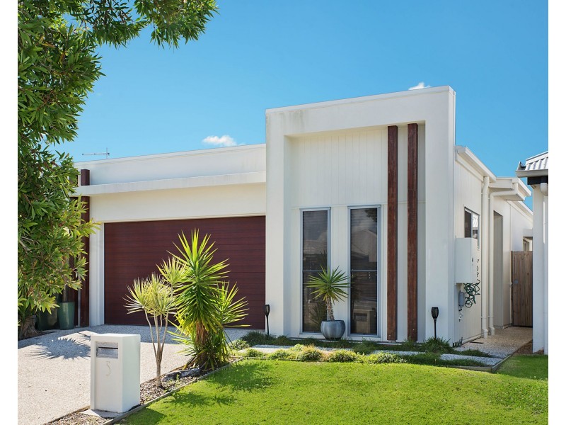 5 Stradbroke Street, Mountain Creek QLD 4557