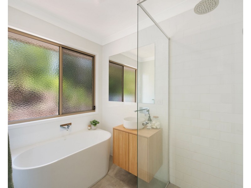 2 Timberdale Court, Mons QLD 4556