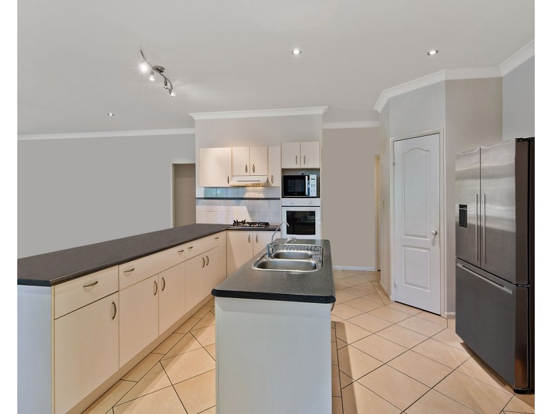 1 Millgrove Place, Buderim QLD 4556