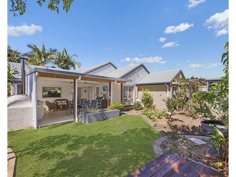 8 Greenway Place, Mountain Creek QLD 4557