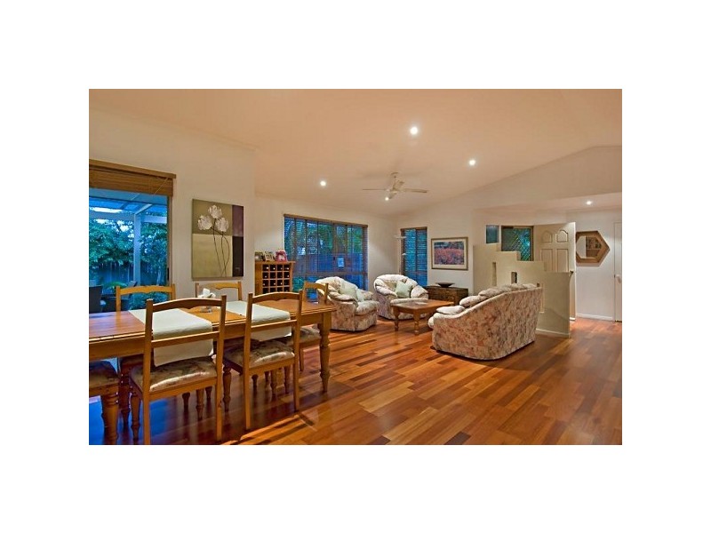 13 Bringenbrong Drive, Buderim QLD 4556