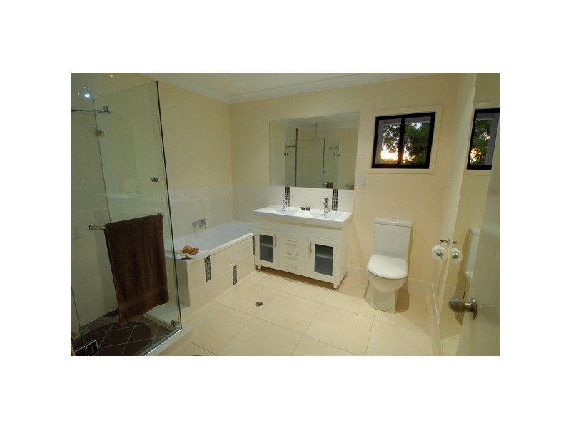 16 Stephen Street, Buderim QLD 4556