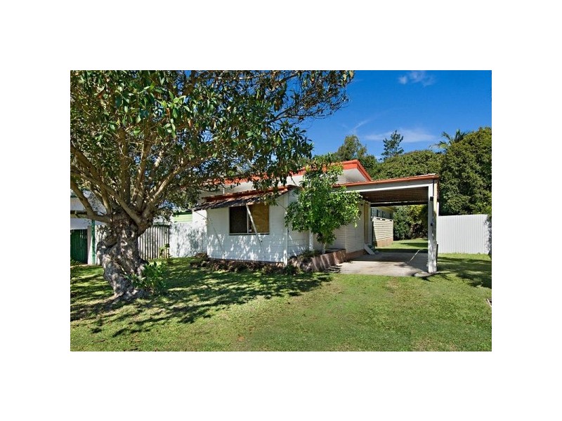 215 Broadwater Avenue, Maroochydore QLD 4558