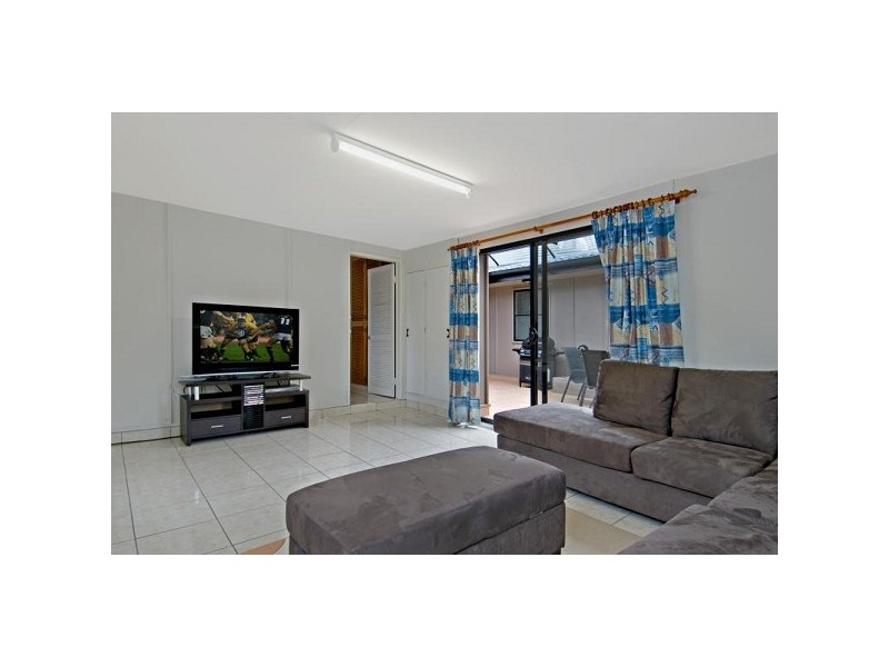 61 Broadwater Avenue, Maroochydore QLD 4558