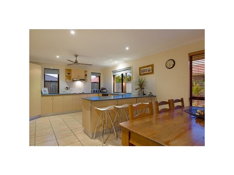 2 Sailfish Drive, Mountain Creek QLD 4557
