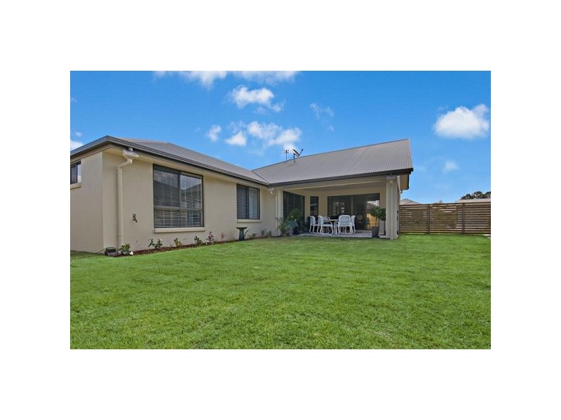 4 Peppermint Crescent, Sippy Downs QLD 4556