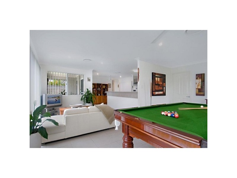 6 Ellington Street, Sippy Downs QLD 4556