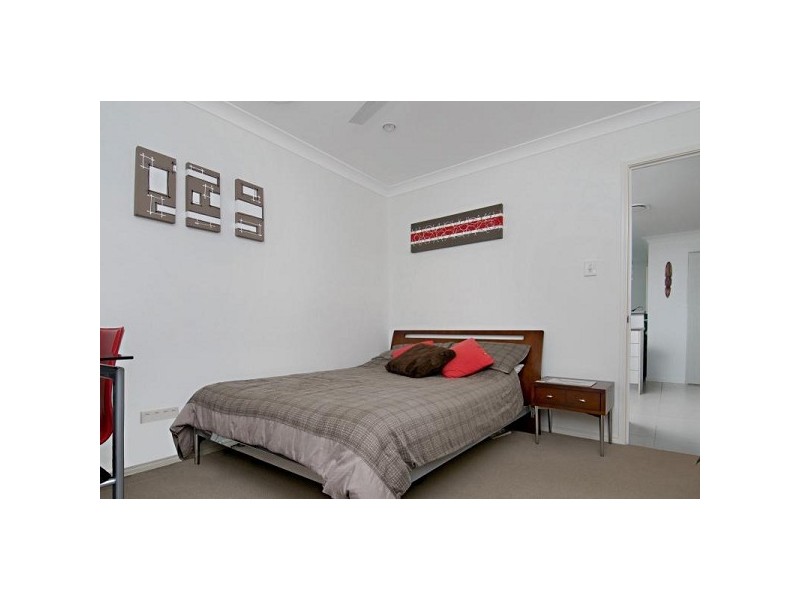 6 Ellington Street, Sippy Downs QLD 4556