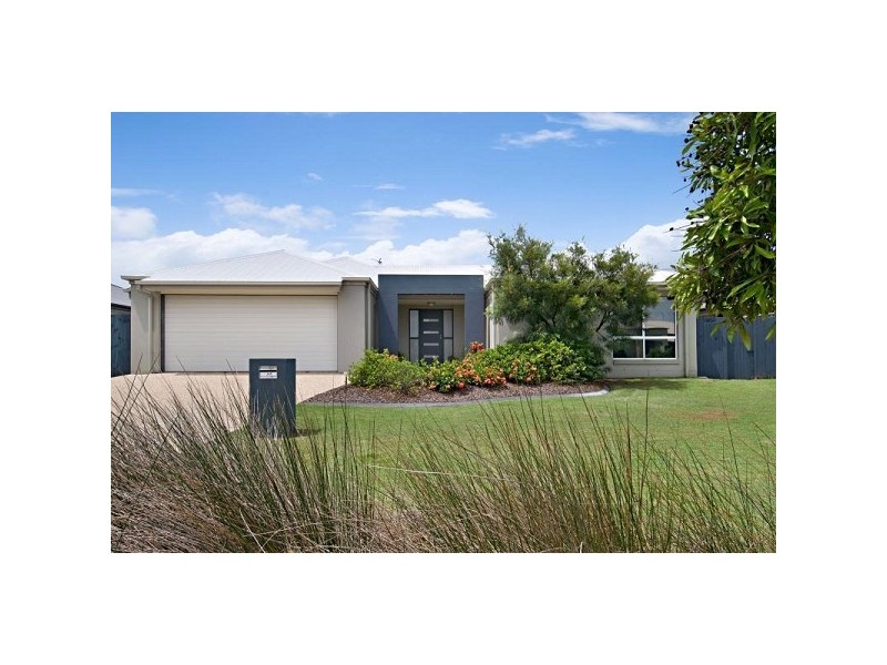 30 Sailfish Drive, Mountain Creek QLD 4557