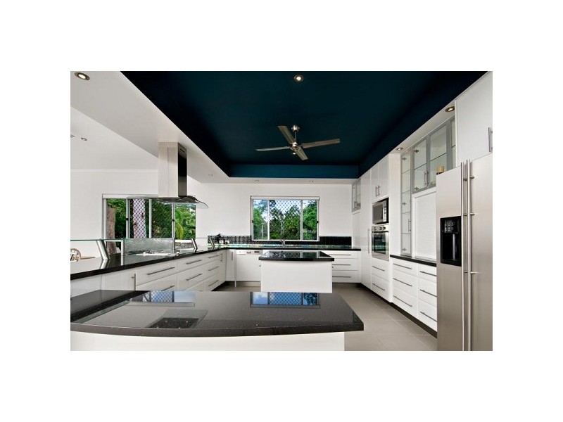 1 Whipbird Place, Glenview QLD 4553