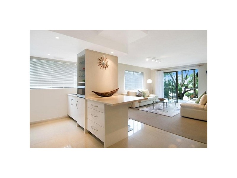 1/87 Buderim Avenue, Mooloolaba QLD 4557