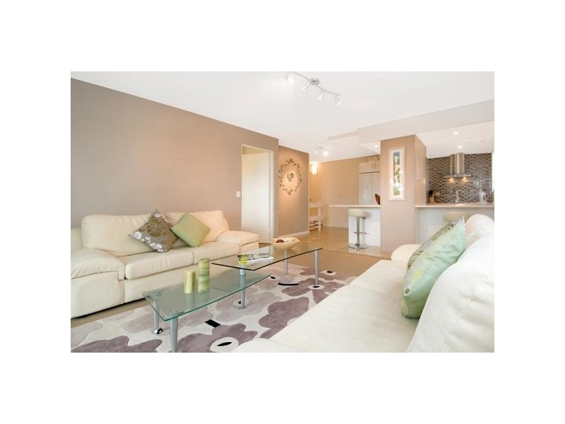 1/87 Buderim Avenue, Mooloolaba QLD 4557