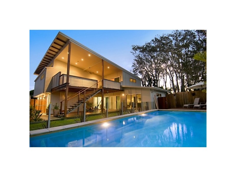6 Sycamore Street, Mudjimba QLD 4564